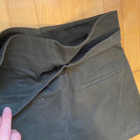 Dynamite Paperbag Shorts size Medium - Picture 7 of 9